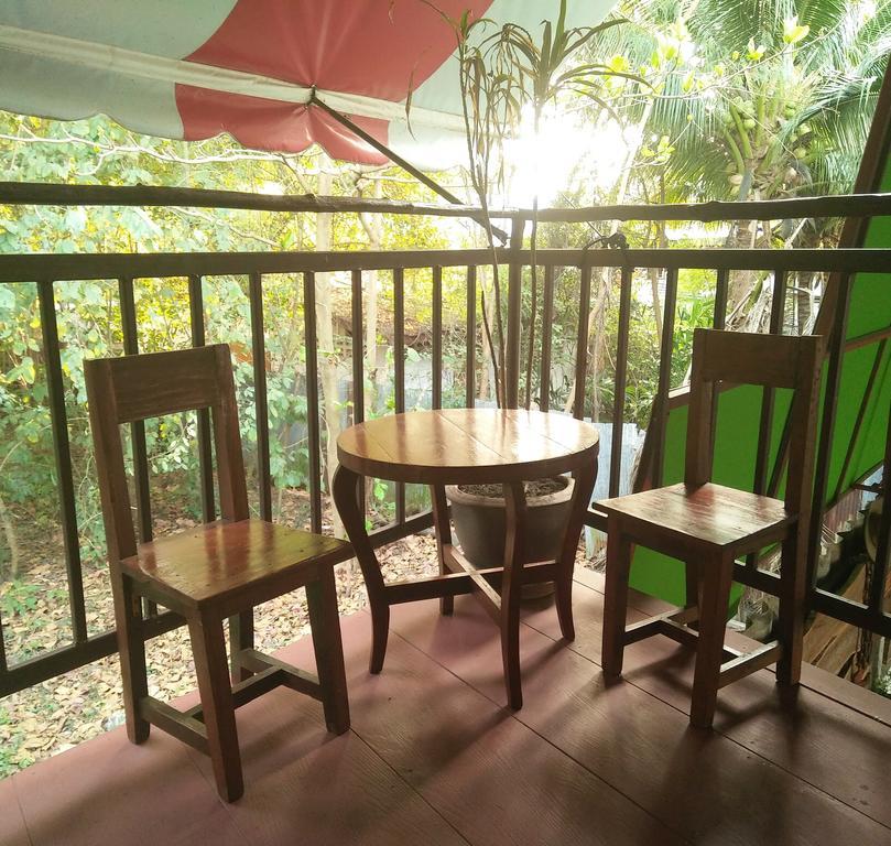Ban Khun Rin Homestay Amphawa Exterior foto