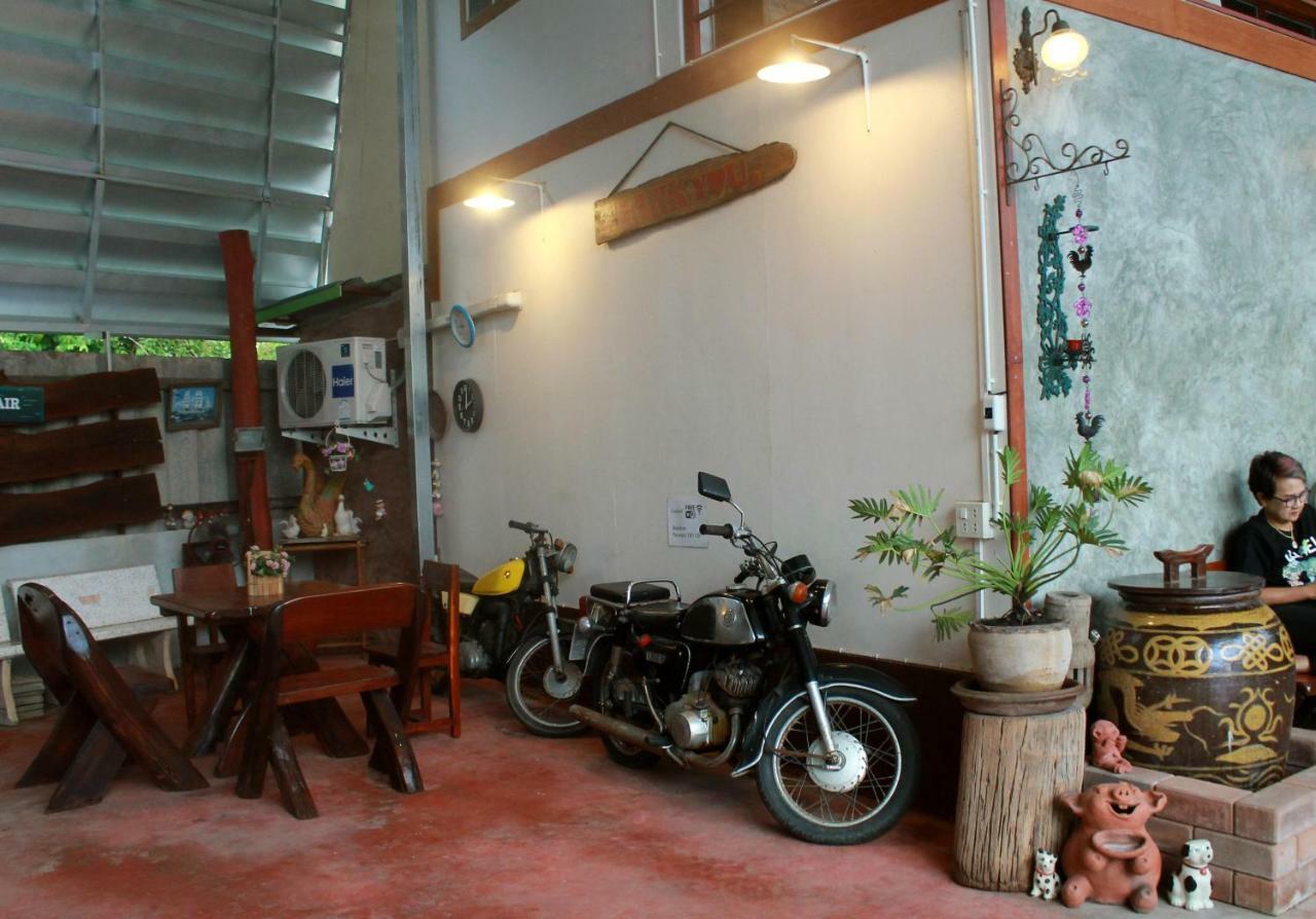 Ban Khun Rin Homestay Amphawa Exterior foto