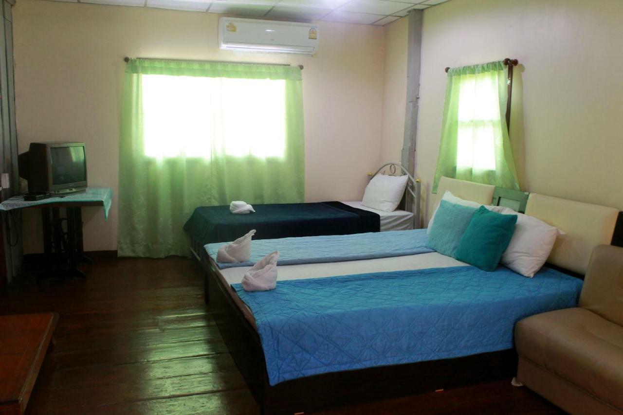 Ban Khun Rin Homestay Amphawa Exterior foto