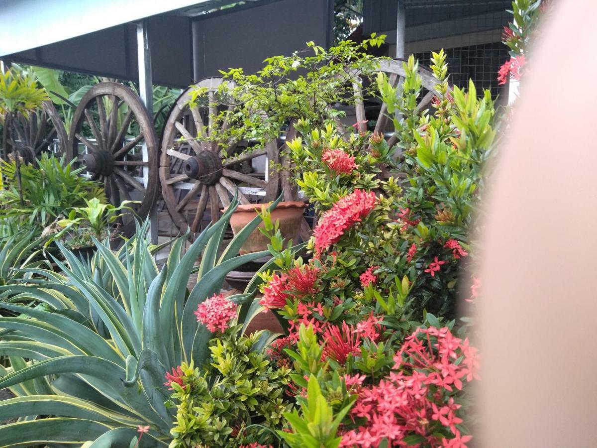 Ban Khun Rin Homestay Amphawa Exterior foto